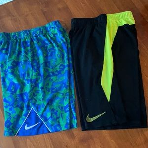 Nike boys large shorts